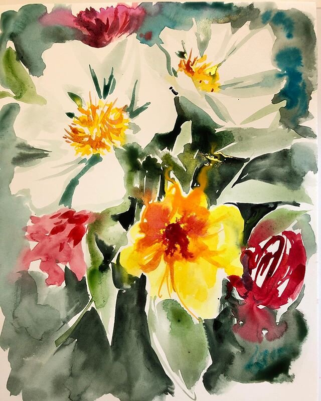 Super quick floral study between gardening .
.
.
.
.
#watercolorpainting #watercolour #floralaffair #abstractfloral #abstractflowers #howyouhome #floralinspiration #floralinspo #flowers #danielsmithwatercolors #dsfloral #natureinspired #mybeautifulme