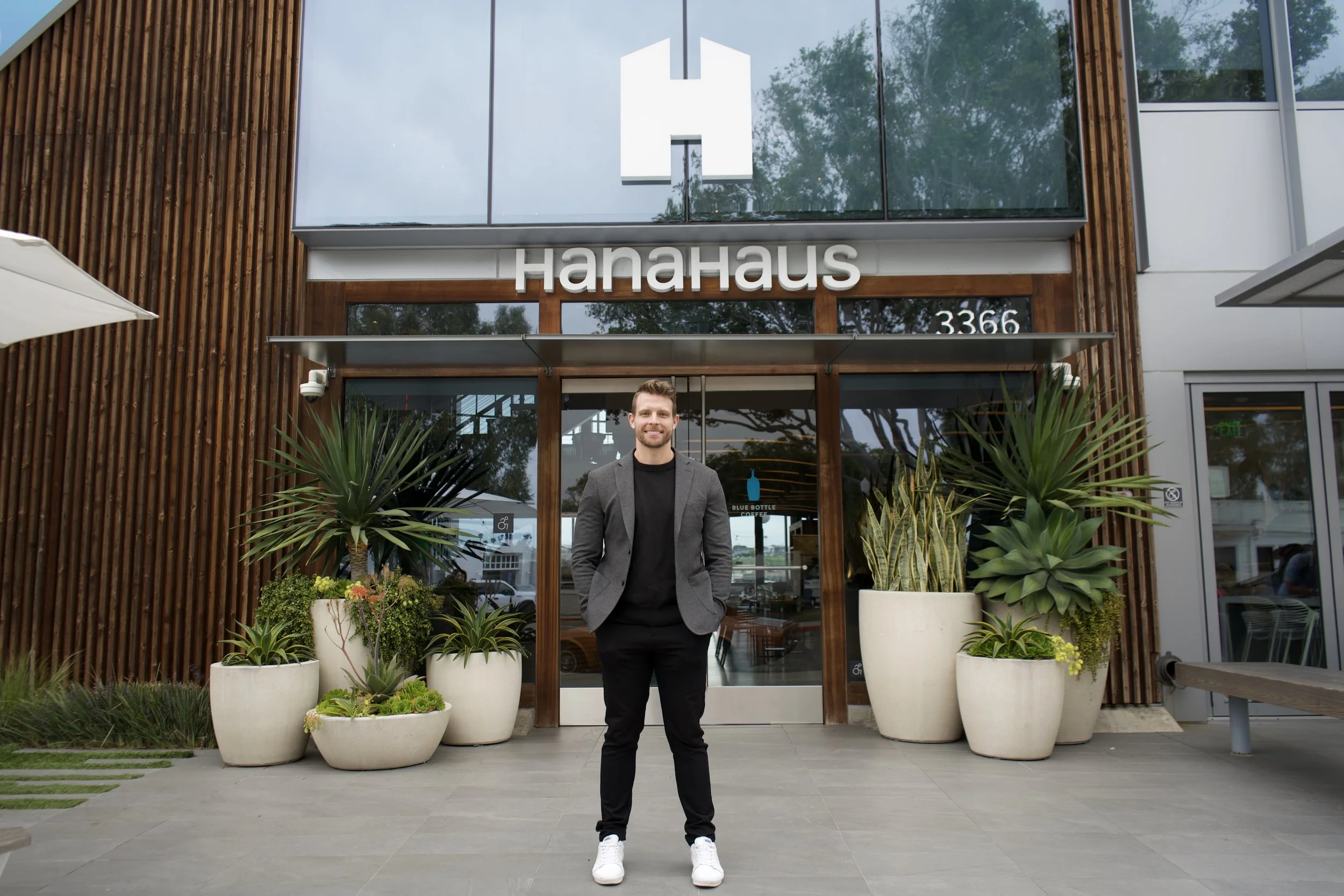 Humans of HanaHaus | Eric Oberwise