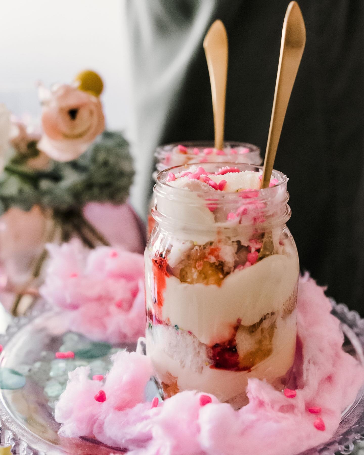 Cheesecake jars over wedding cake ~
would you? 🍰

Concept/Planning/Design @goodstockca
Concept/Photography @velvetinkphotography / @ames.img + @alexlubz
Desserts @houseoficecream_
Floral @jackiesflowers_
Hair @jenakinghair 
MUA @josannamua
Invitatio