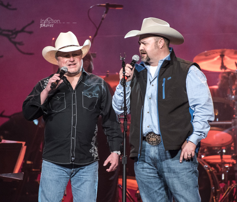 Mark Chesnutt & Daryle Singletary