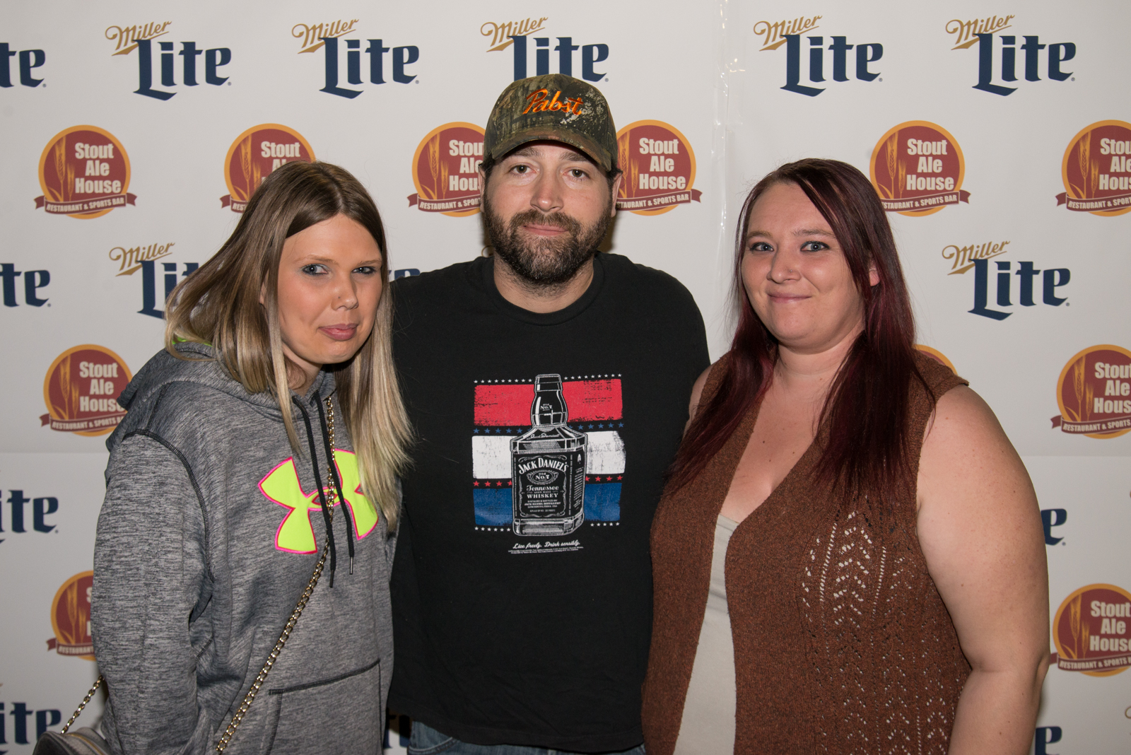 Josh Thompson - Stout Ale House-5758.jpg