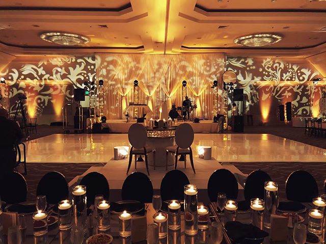 Golden hour for this stunning wedding reception ✨ Venue @westinlax | Entertainment @djnextlevelofficial | Photography @radiancephotographystudio | Catering @paprika_on_beverly | Lighting @padanoproductions &amp; Aaron Stern | Tree Arrangement @by_nic