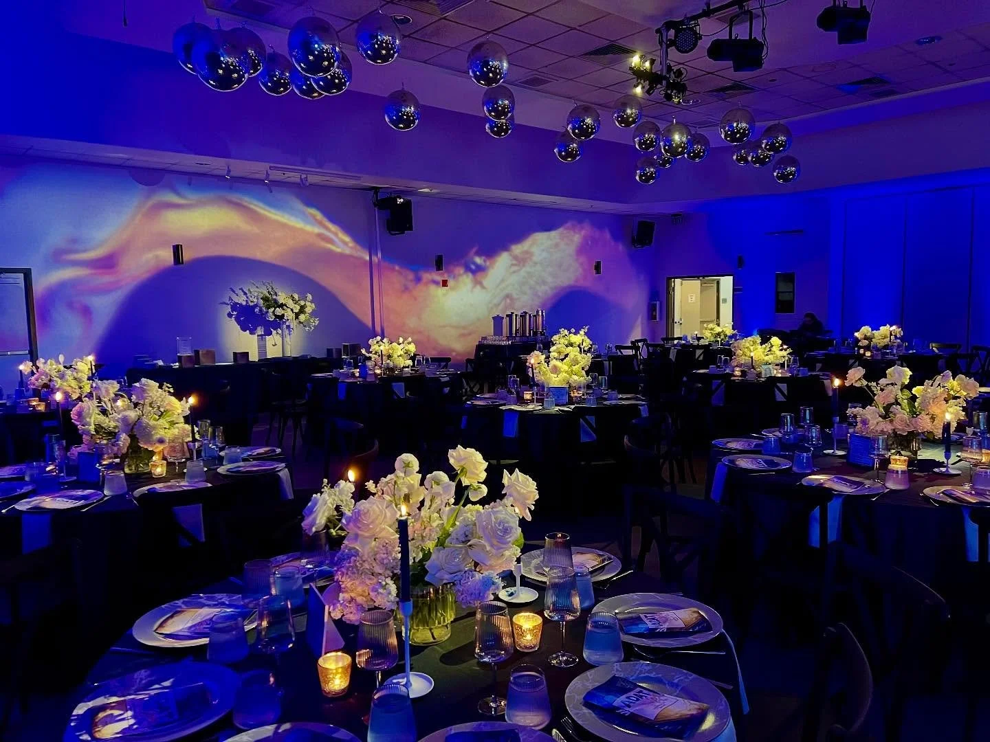 This was a fun one! Lighting &amp; projection @padanoproductions ✨
..
...
....
.....
......
.......
#specialevent #decor #eventlighting #projection #classic #luxuryevent #weddingparty #party #weddingseason #lightingdesign #eventplanner #mitzvah #wedd