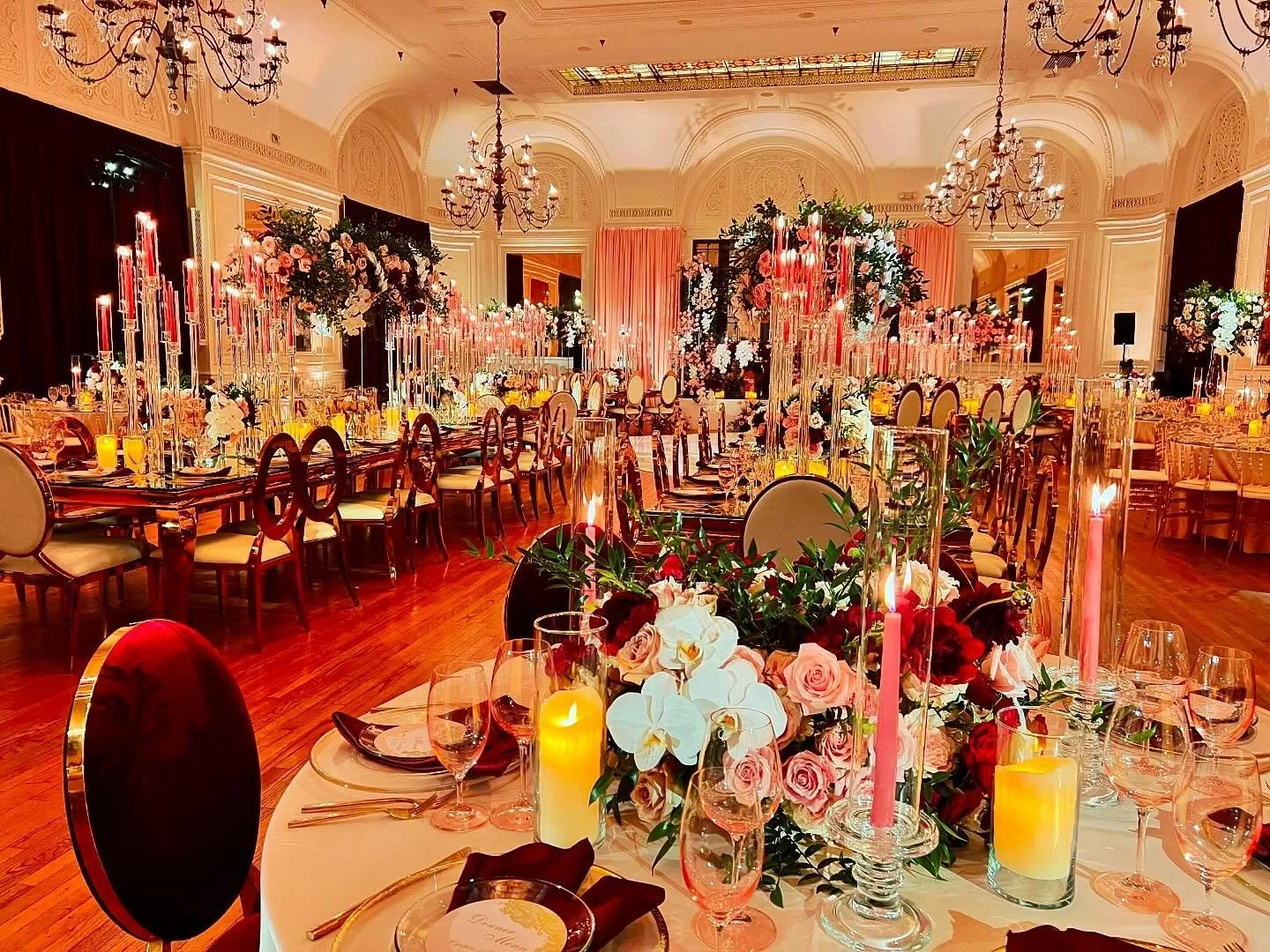 The bride wanted romantic, so we gave romantic! ✨ Still loving the look of this wedding we did a few months ago! 
.
.
Sound &amp; Lighting @padanoproductions 
Venue @alexandriaballrooms 
.
.
#specialevent #decor #lighting #luxurywedding #classic #lux