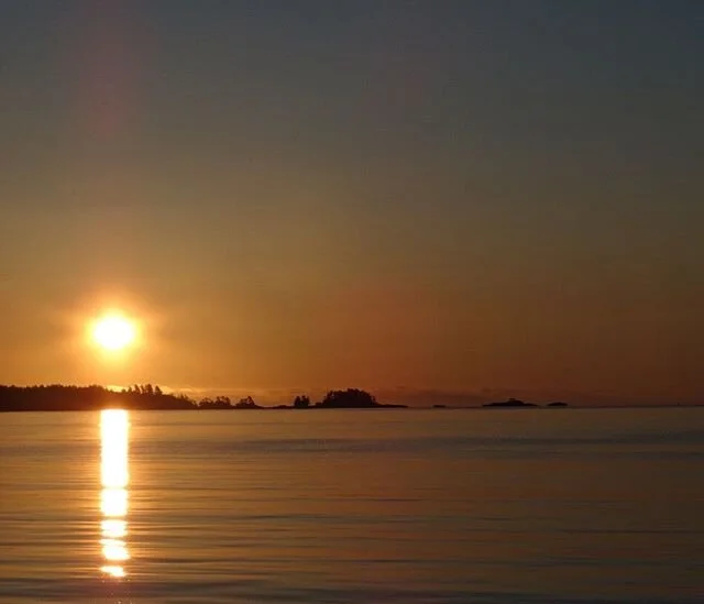 &ldquo;Adopt the pace of Nature. Her secret is patience.&rdquo;- R.W. Emerson. Sending strength to everyone during these times. #nature #hope #love