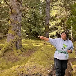 Rhonda guiding.webp