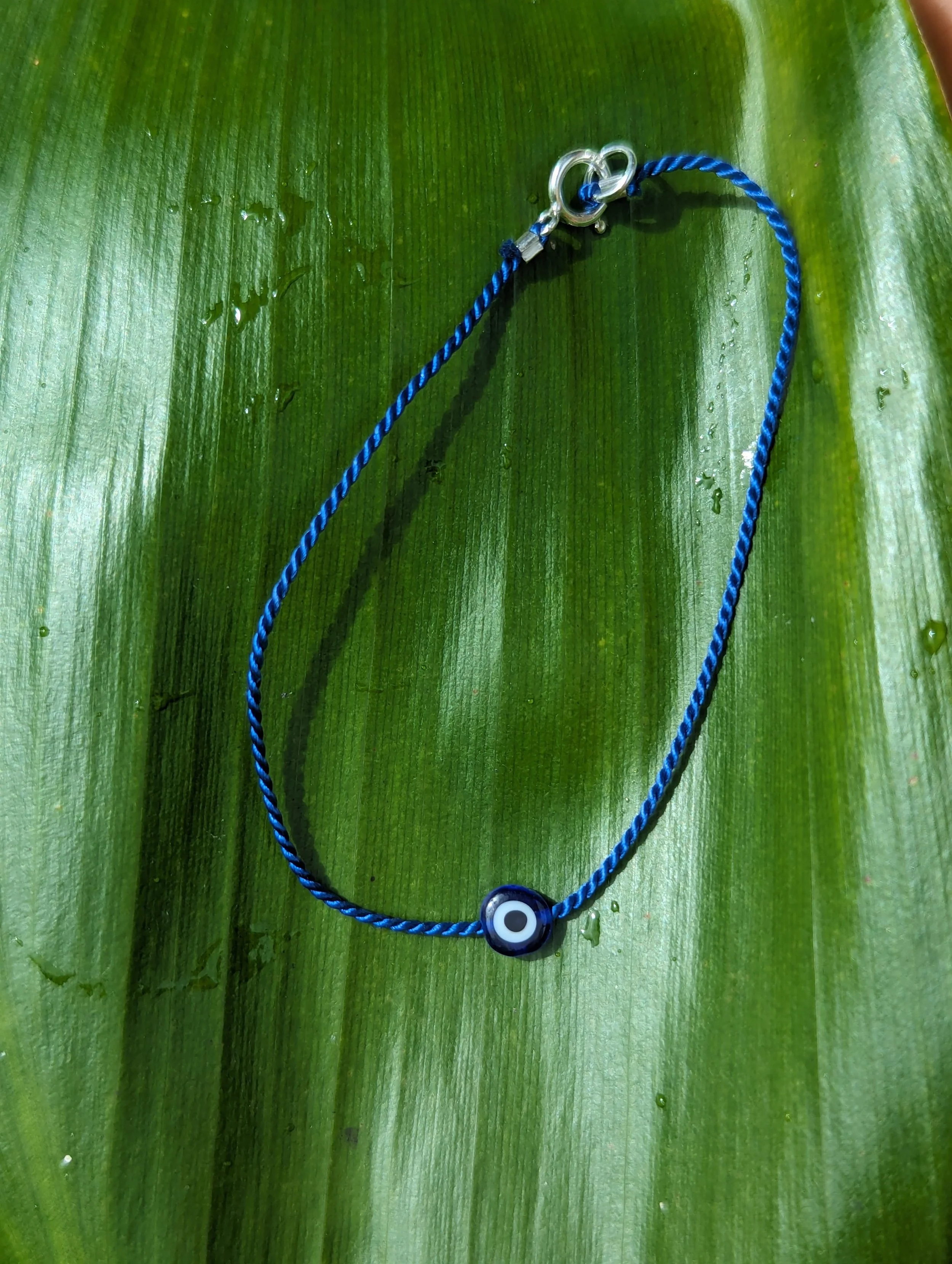 dark blue bead bracelet.jpg