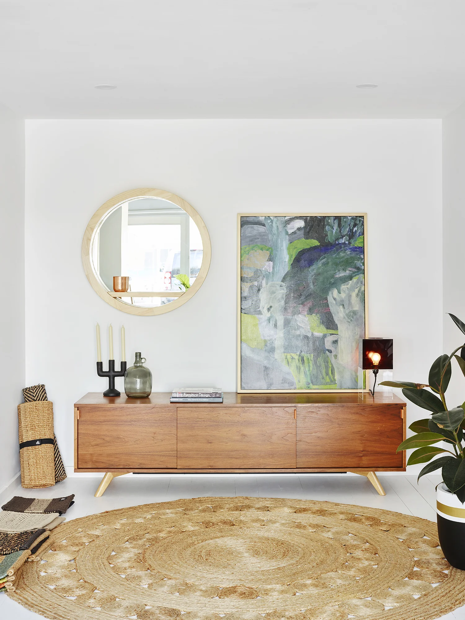 Original artwork by Spencer Shakespeare at Kira and Kira . Photography Toby Scott .