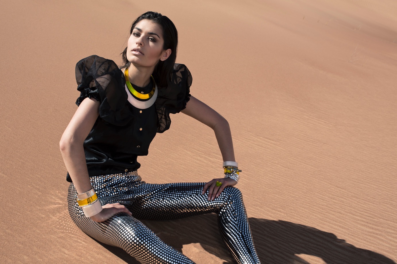 Statement jewellery pieces have a very glamorous feel.