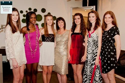 2012 Finalists including Lydia Touchtone and Caleigh Darragh with Connie Cathcart-Richardson of Nashville Fashion Week and Ginny Edwards Maxwell, Director of Scouting at AMAX.