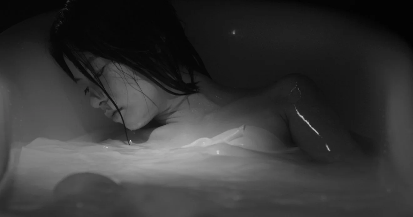 ABSENCE_XuYi_2015_Still05.jpg