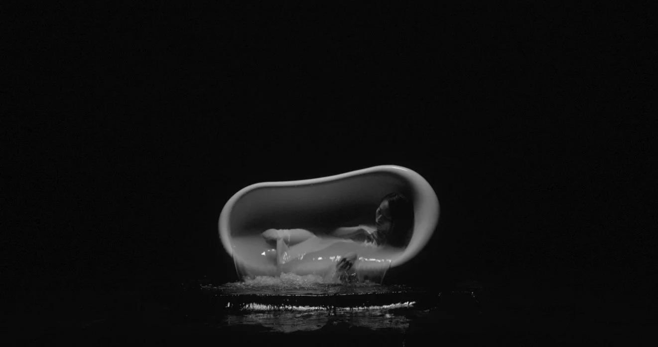 ABSENCE_XuYi_2015_Still06.jpg