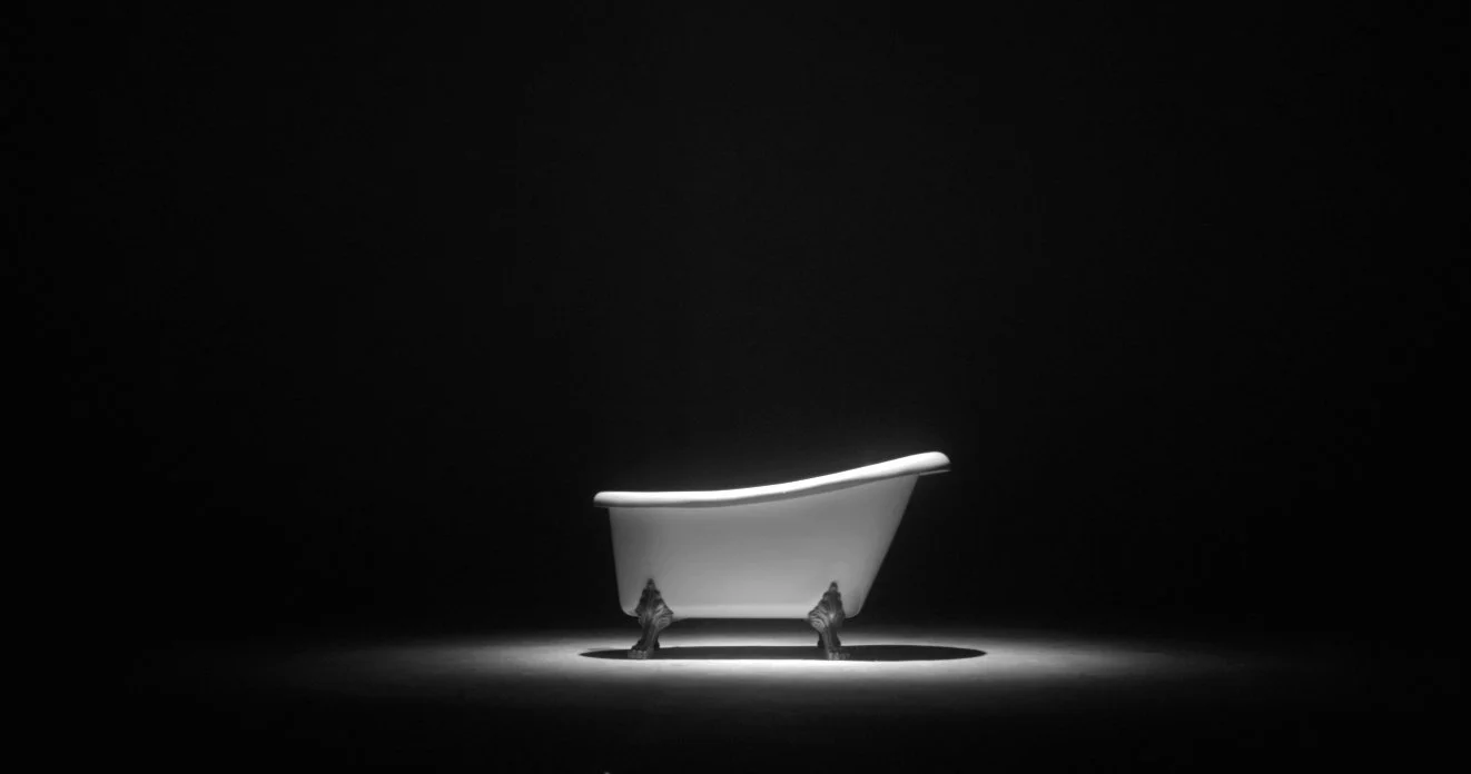 ABSENCE_XuYi_2015_Still08.jpg