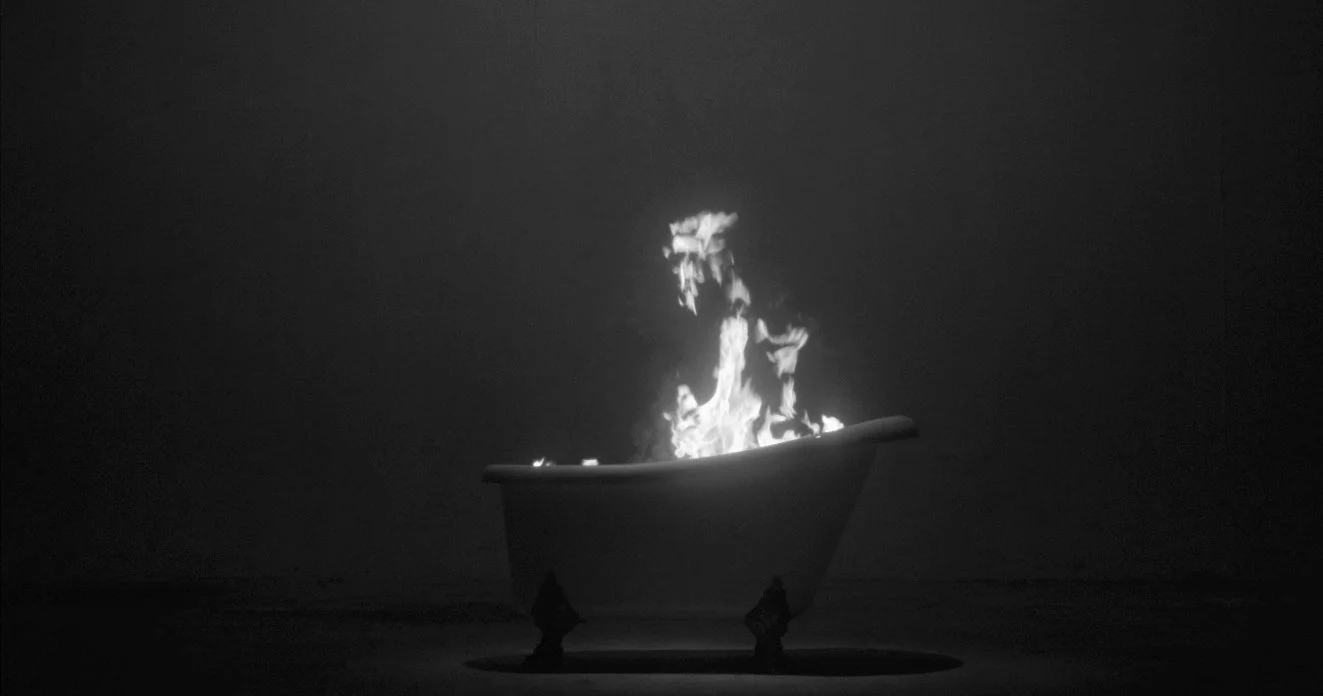 ABSENCE_XuYi_2015_Still09.jpg