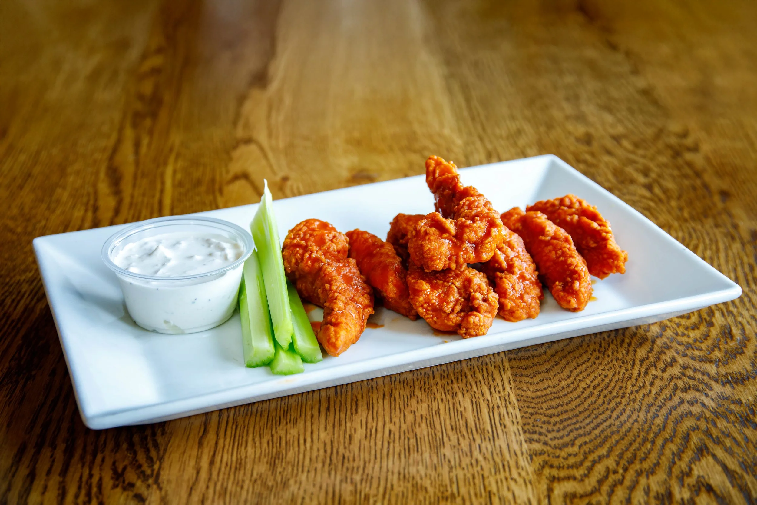 PaddysPublicHouse_BonelessWings.jpg