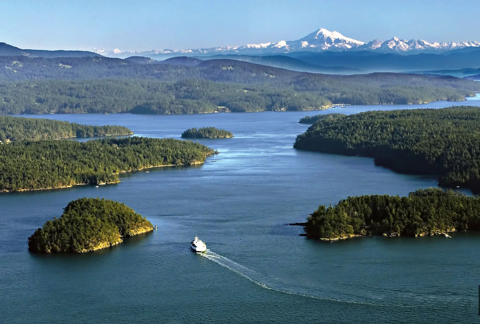 3-San-Juan-Islands-Washington-4-Luxury-Island-Getaways-in-the-Lower-48-Offering-Great-Summer-Escapes.jpg