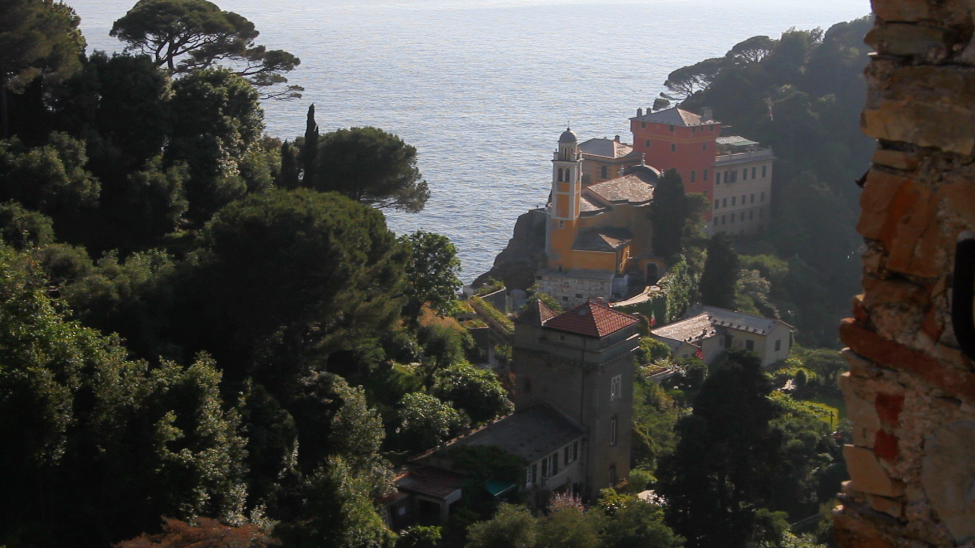 Italian Village Vista Over Cliff - Portofino