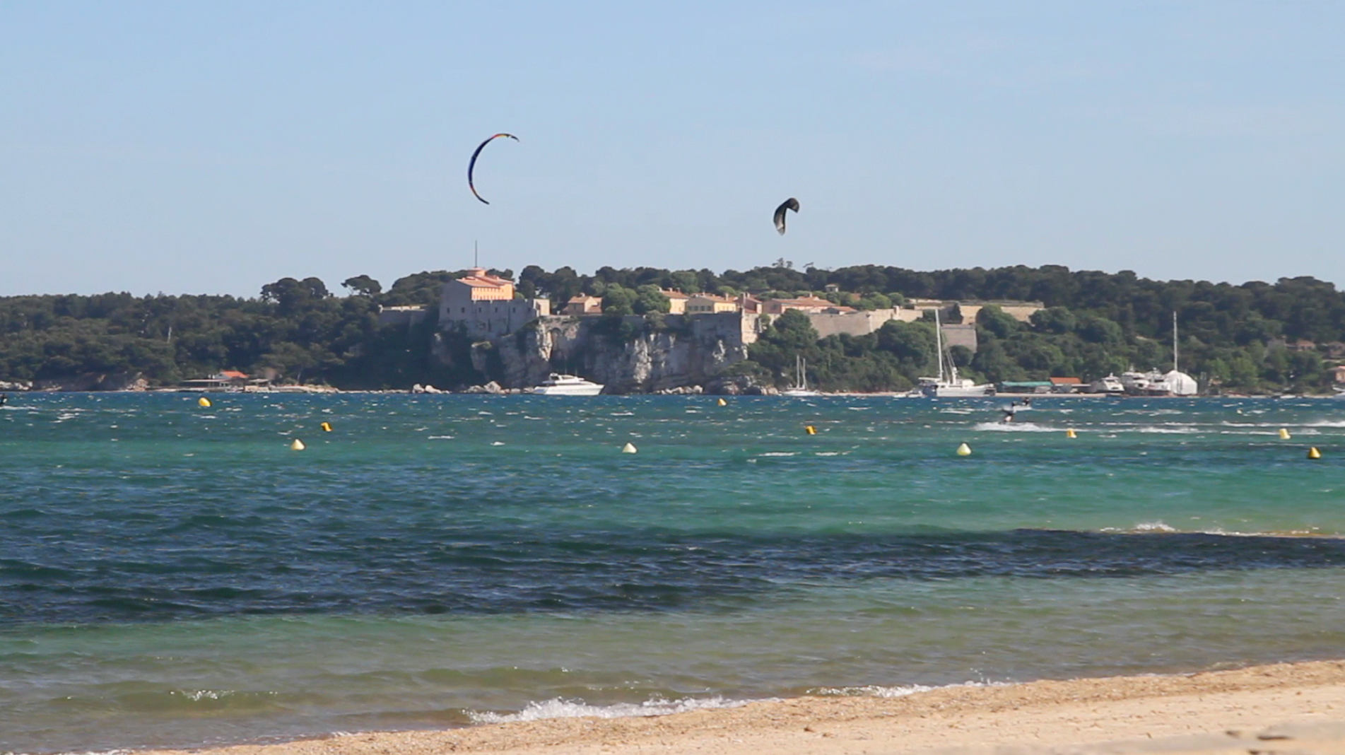 Kite Surfing / Wind Surfing in France
