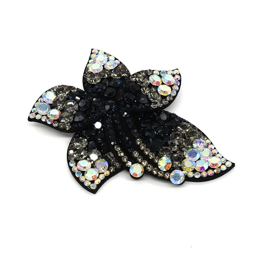 Black mix crystal floral brooch