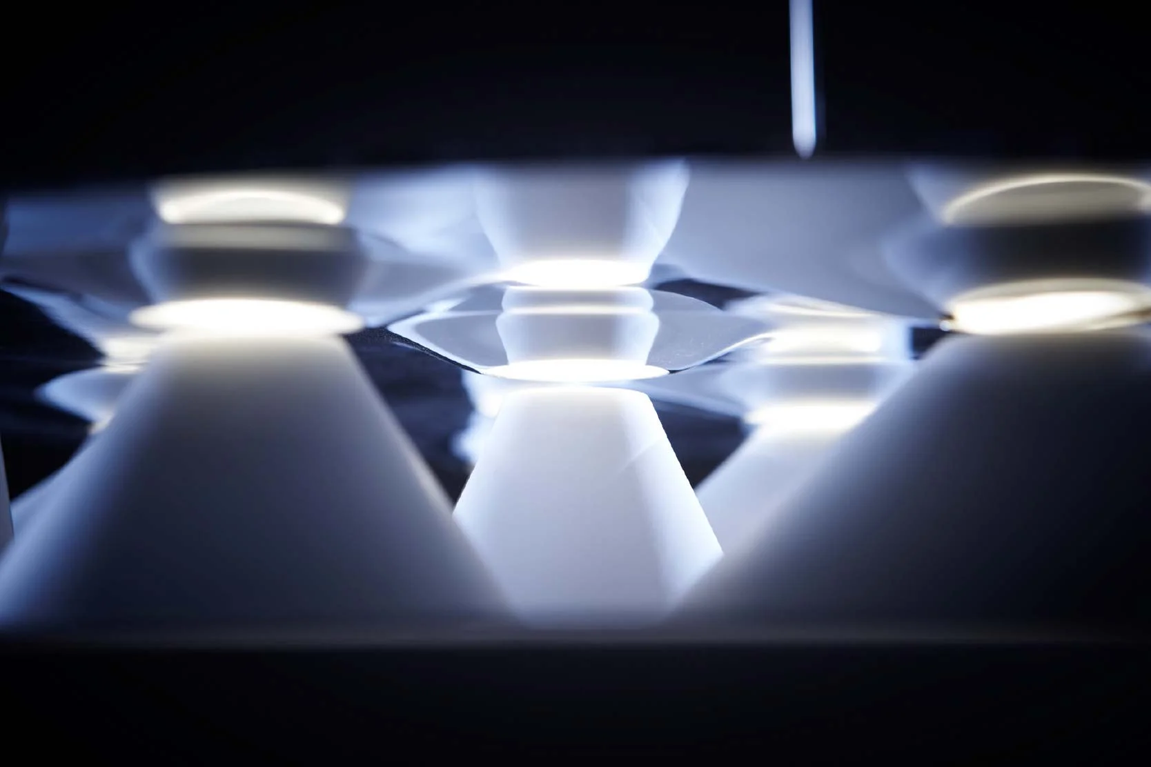 CONE_SPACE_00_blue.jpg