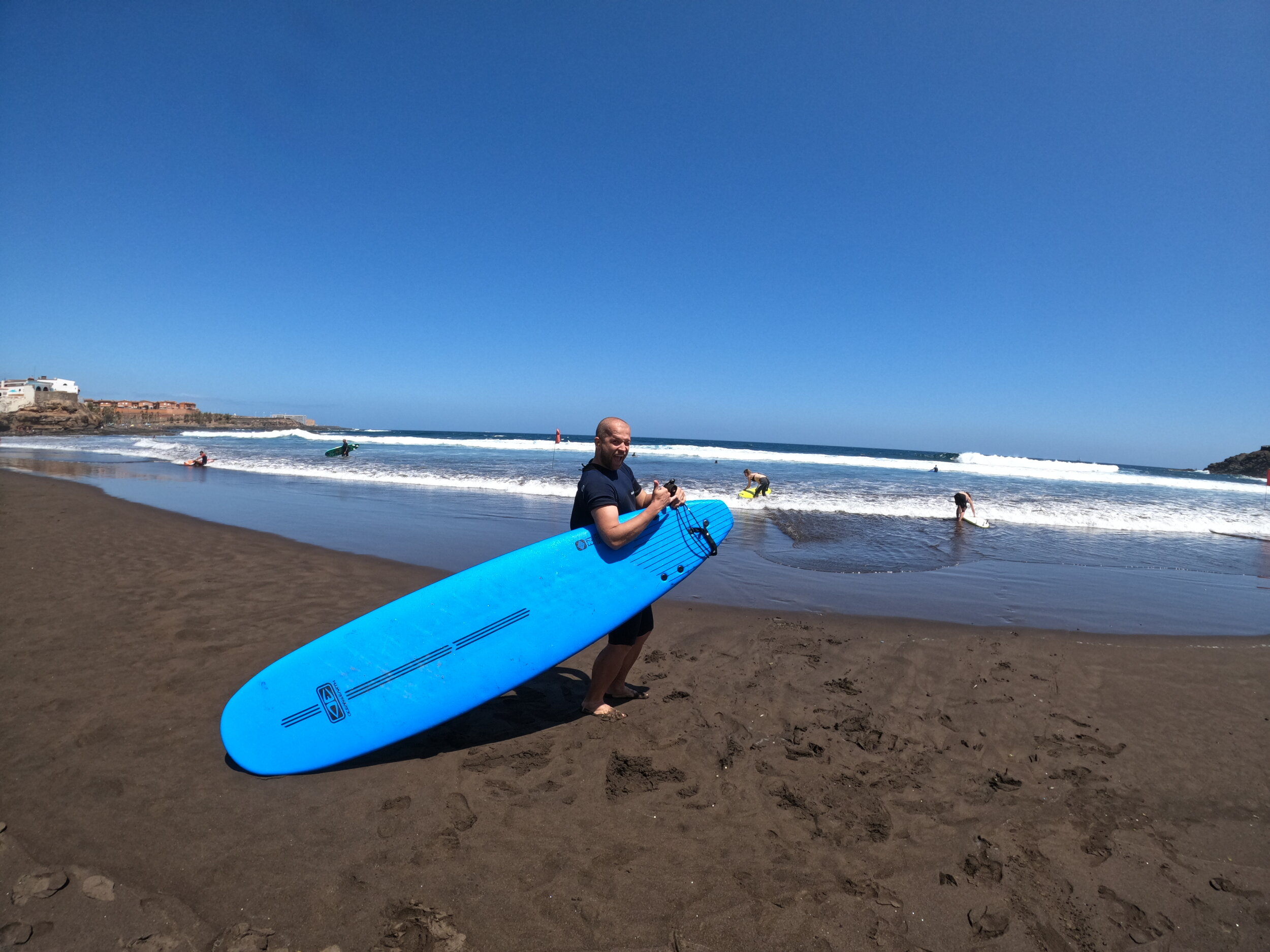 Fanatic Boarders Center Surfing Courses surfing  Maspalomas Kids surfinging courses group surfing courses surfing lessons on all the levels Private surfing.JPG