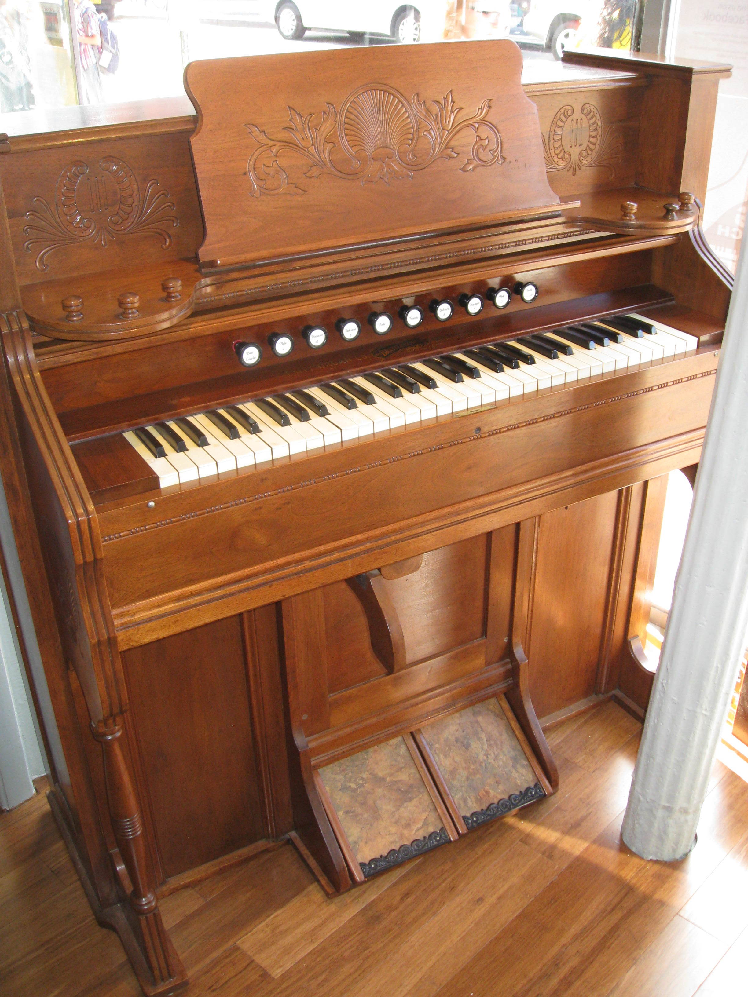 Estey Pump Organ