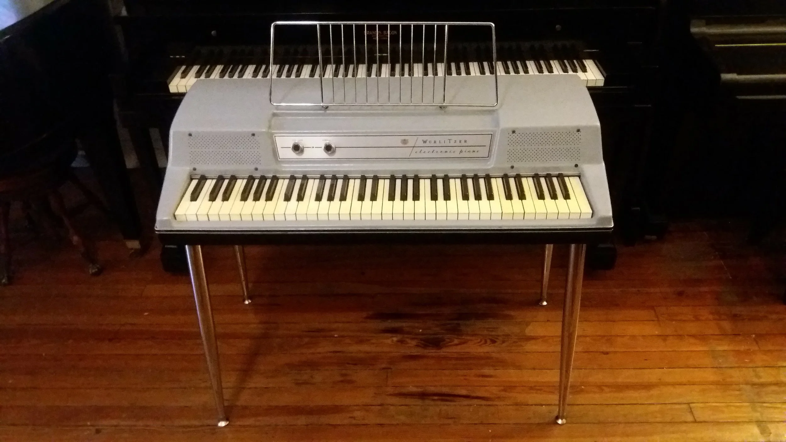 Wurlitzer 200A (Custom Blue Gray II)