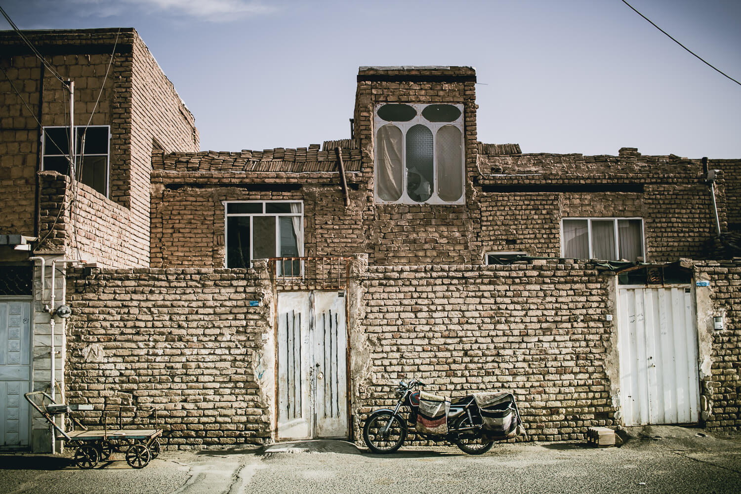 Kashan Moped_Fahrrad Backlit.jpg