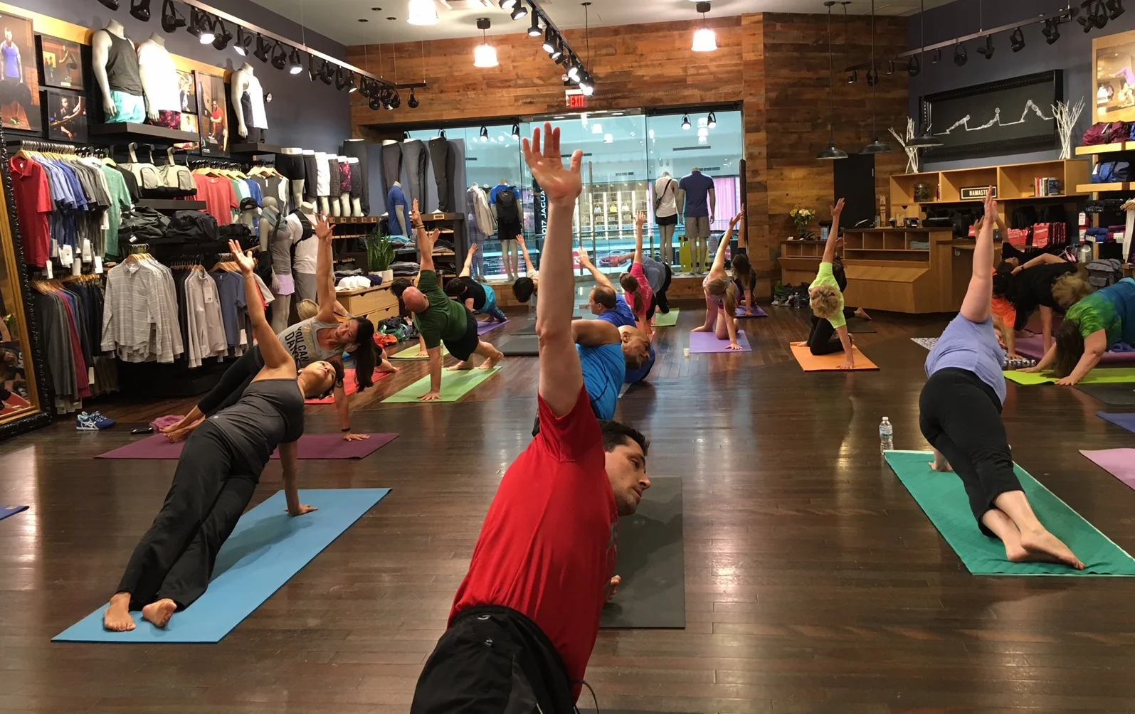 lululemon yoga classes london