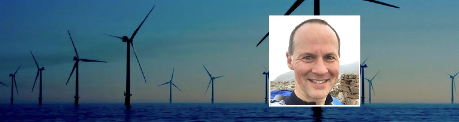 Paul Redding Headshot on Banner.jpeg