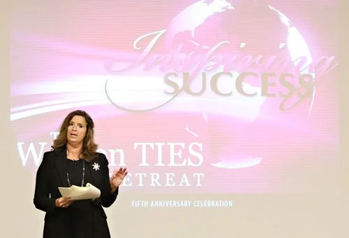 tracyretreatspeaking.jpg