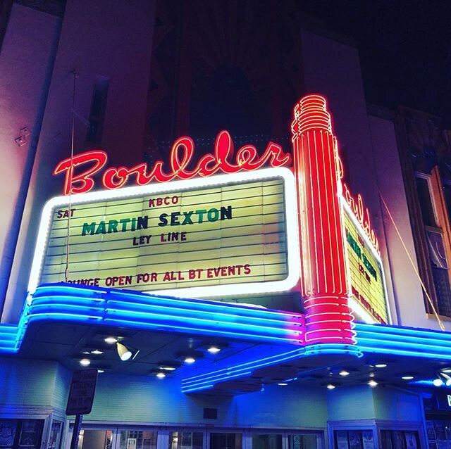 @mr._sprinkles_is_real thanks for the introduction to @martinsexton in 95&rsquo;! It&rsquo;s in the Journey my friend
@bouldertheater #martinsexton #inthejourney #blacksheep #glorybound