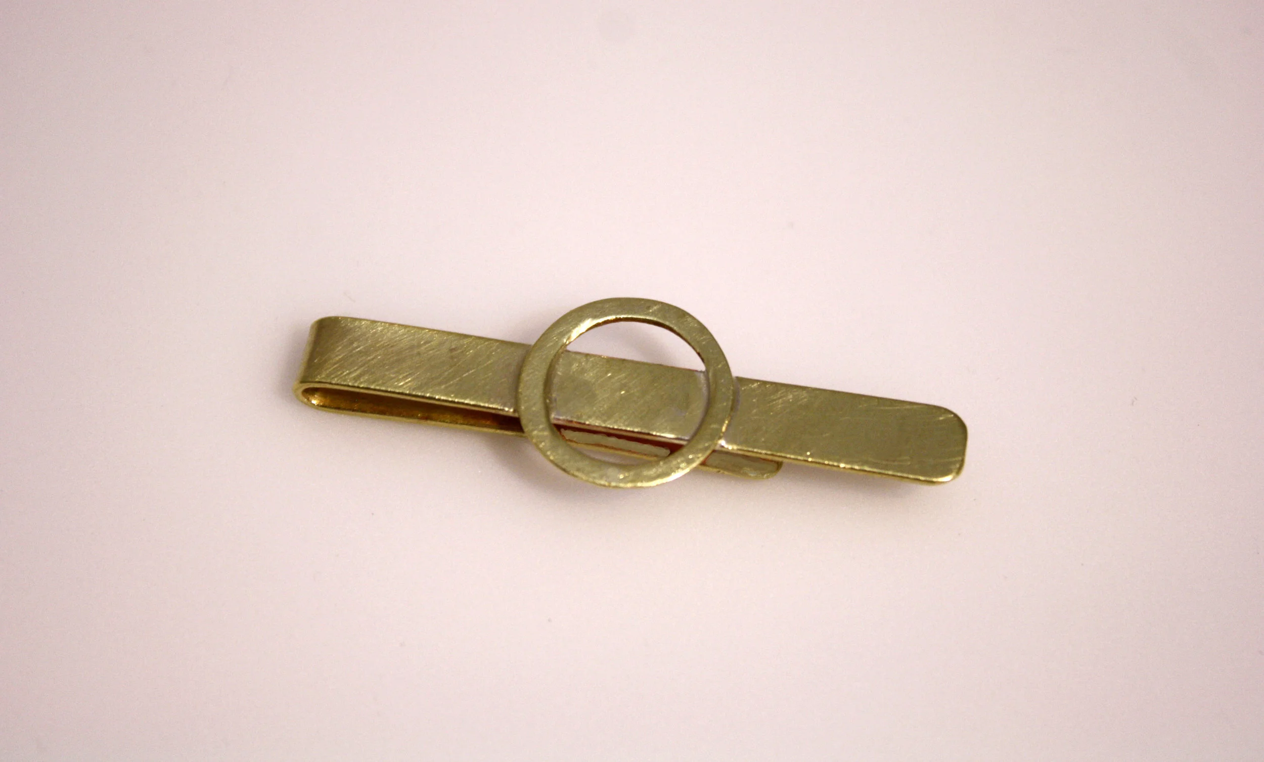 Circle bar.jpg