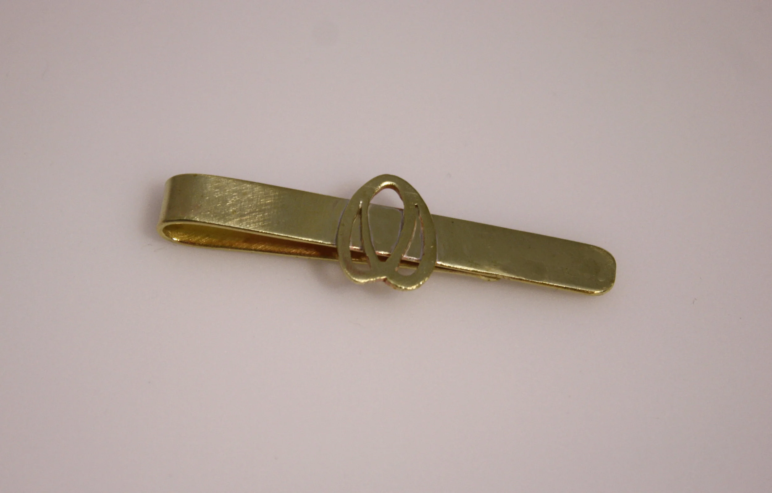 Ellipse Brass Tie Bar.jpg