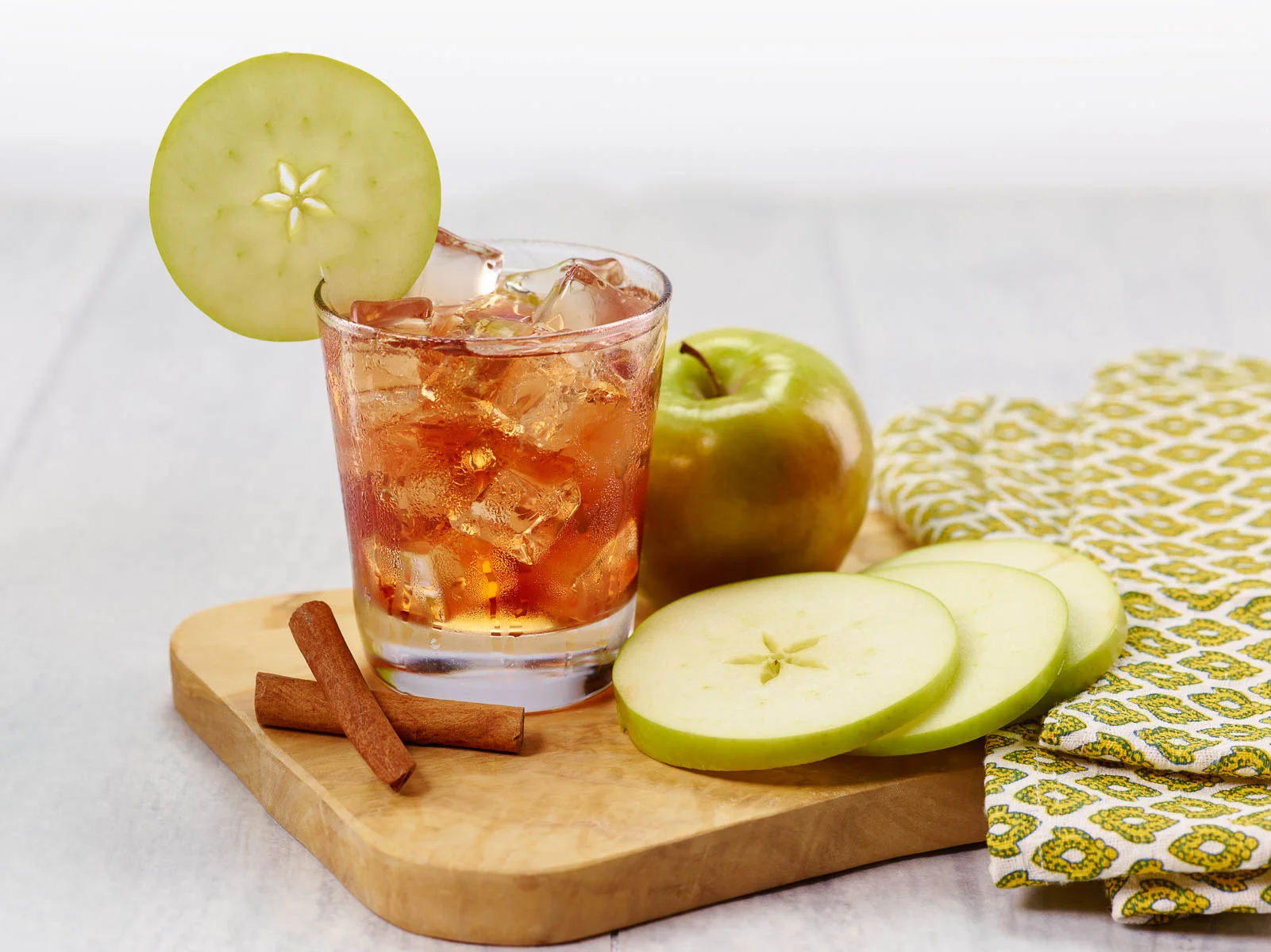 Houlihan's - Gin Cinnamon Cider