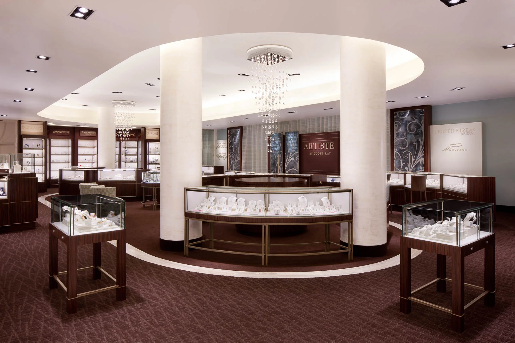 Alistair_Retail-20.jpg