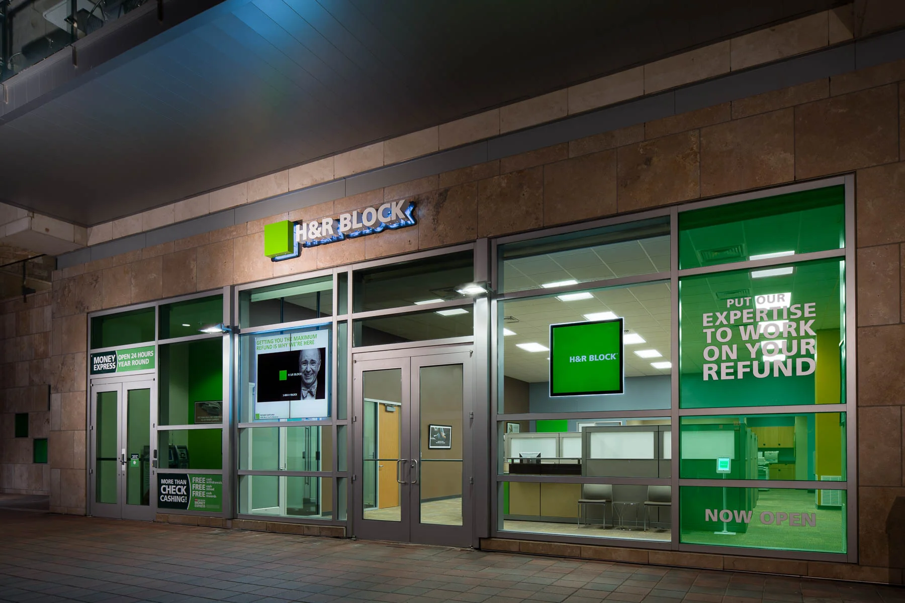 Alistair_Retail-01.jpg