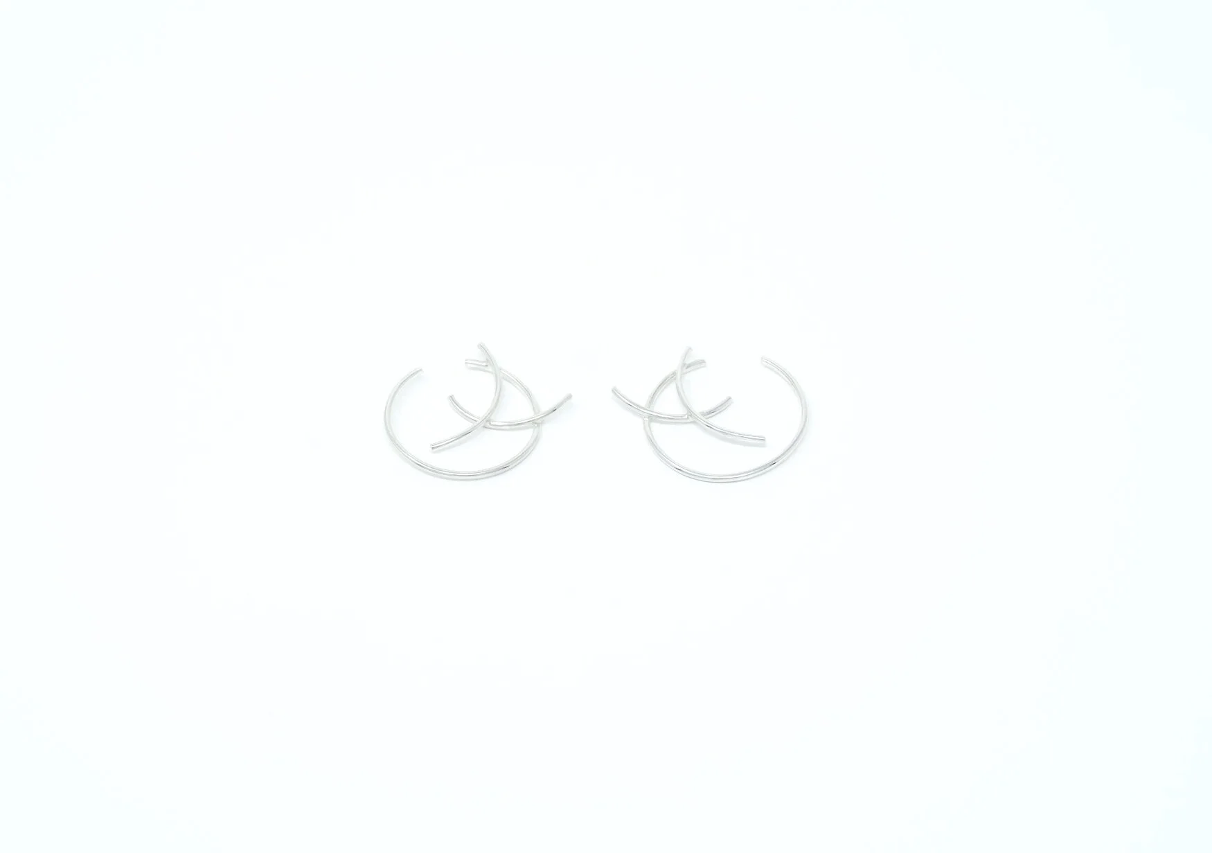Fine Mangrove Threader Hoops in Silver XS
