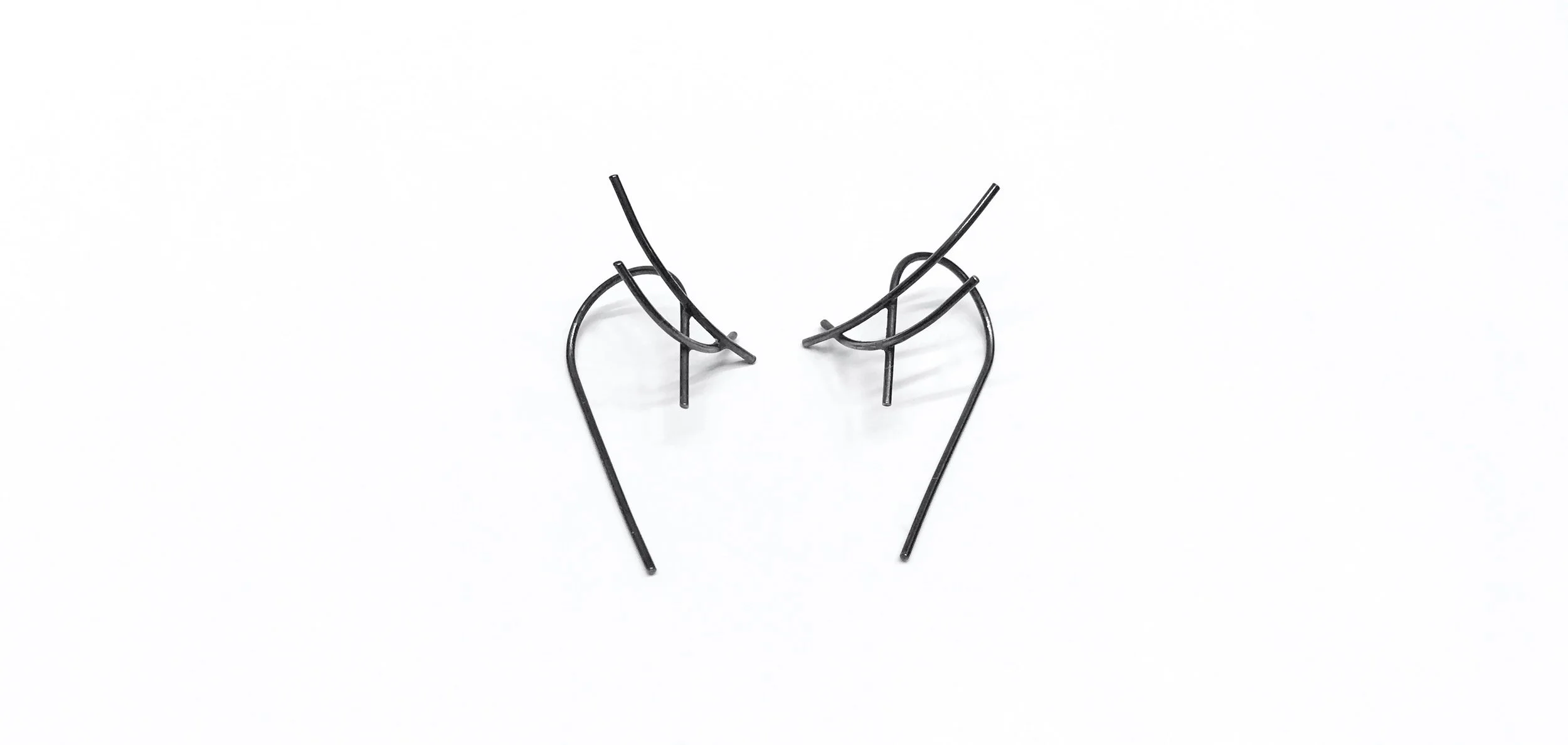 Mangrove Arc Loops in Oxidised Silver