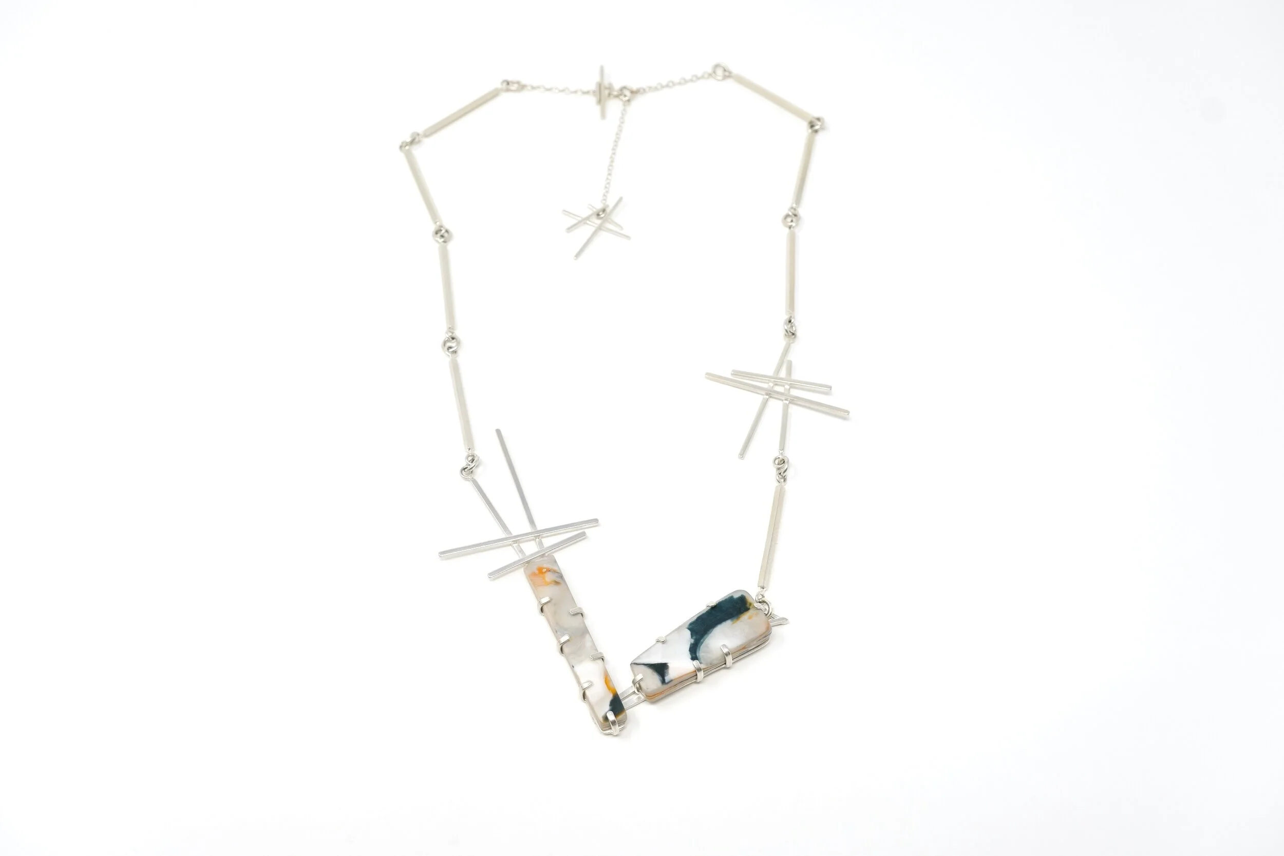 01. Legacy Feature Neckpiece 