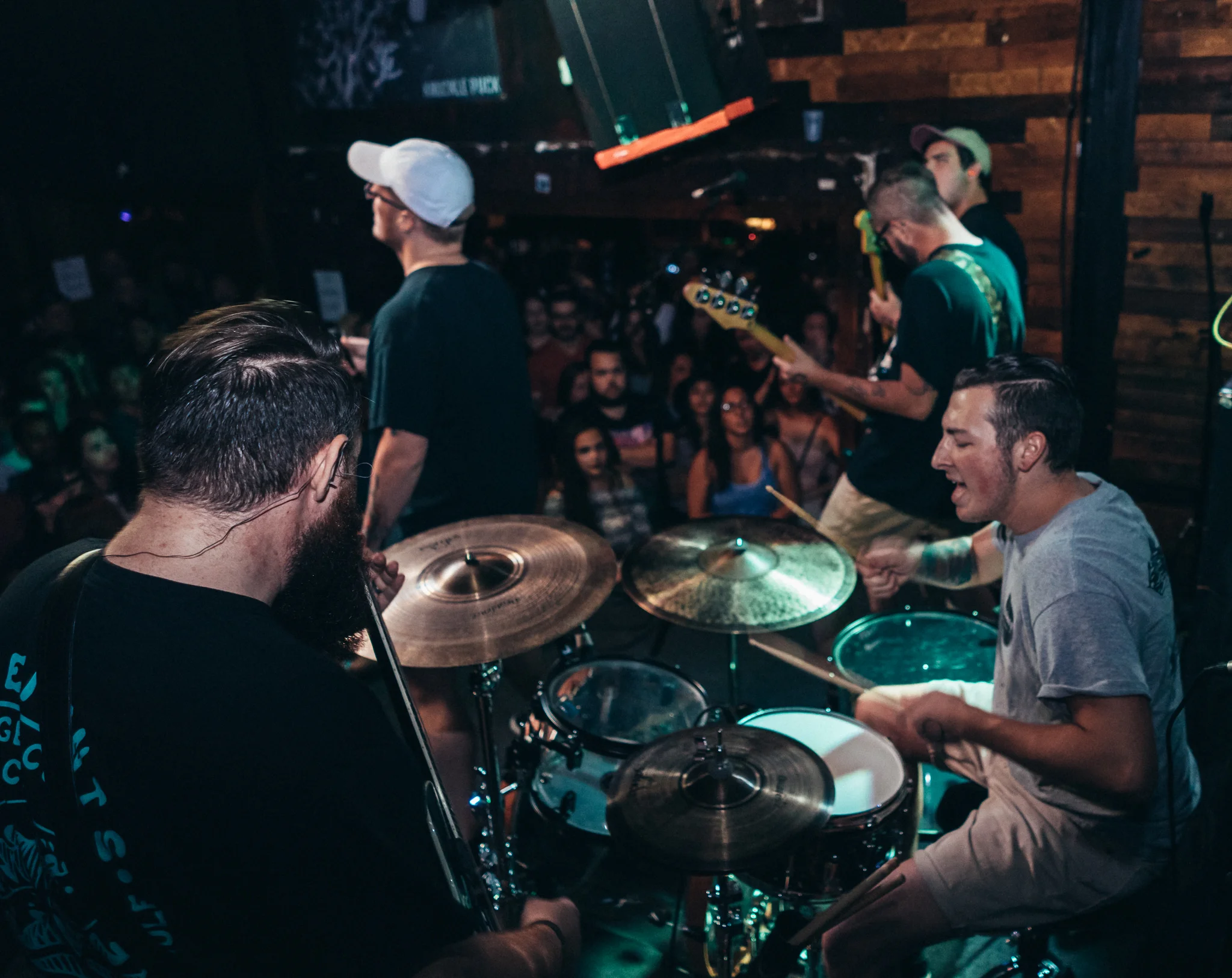 LosingTeeth_Live_Backbooth_NoLogo-4.jpg