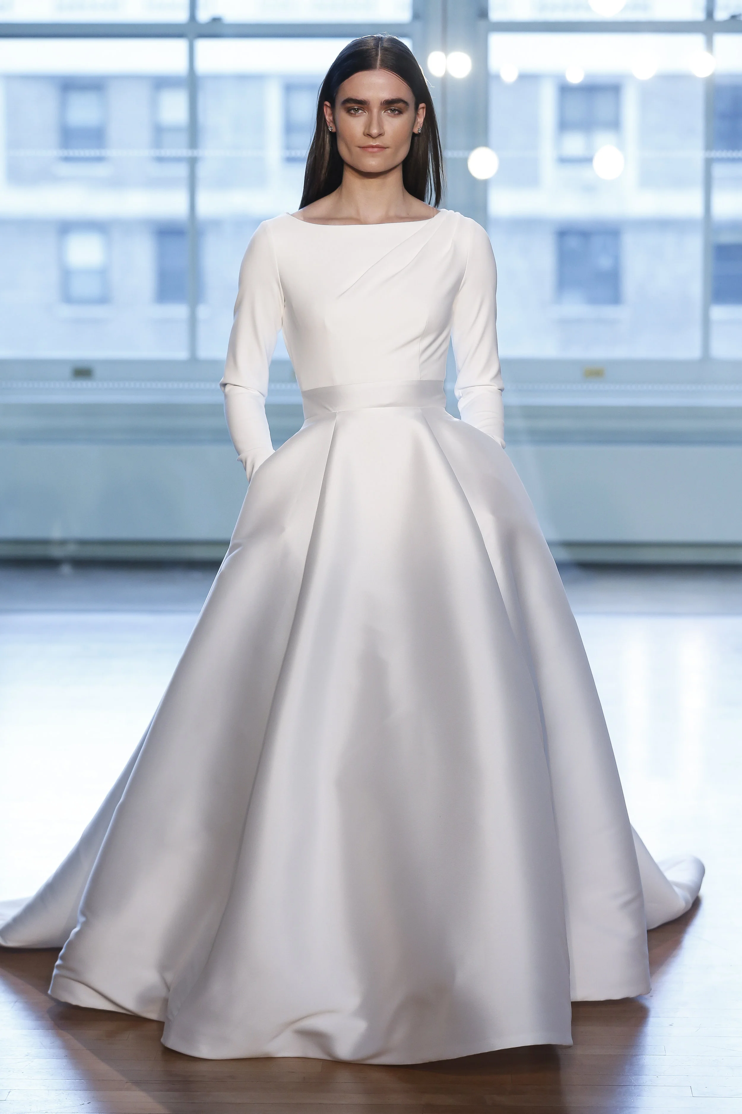 JUSTIN ALEXANDER - SPRING 2019 - NEW YORK BRIDAL FASHION WEEK