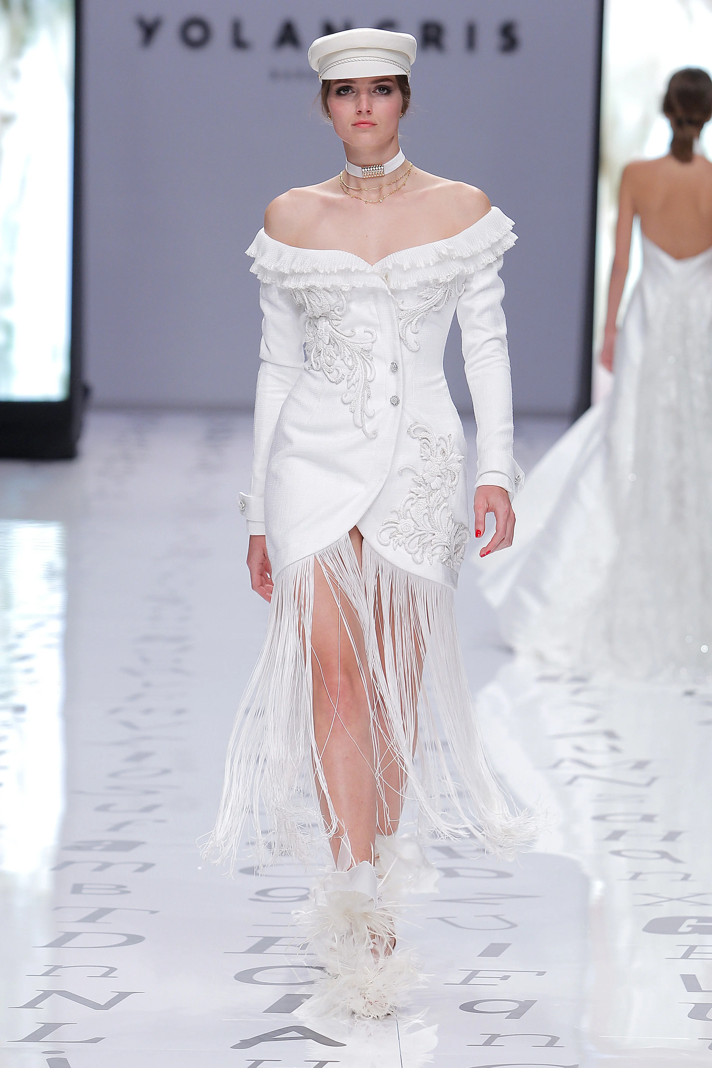 Diseñador: YolanCris - Pasarela: Valmont Barcelona Bridal Fashion Week