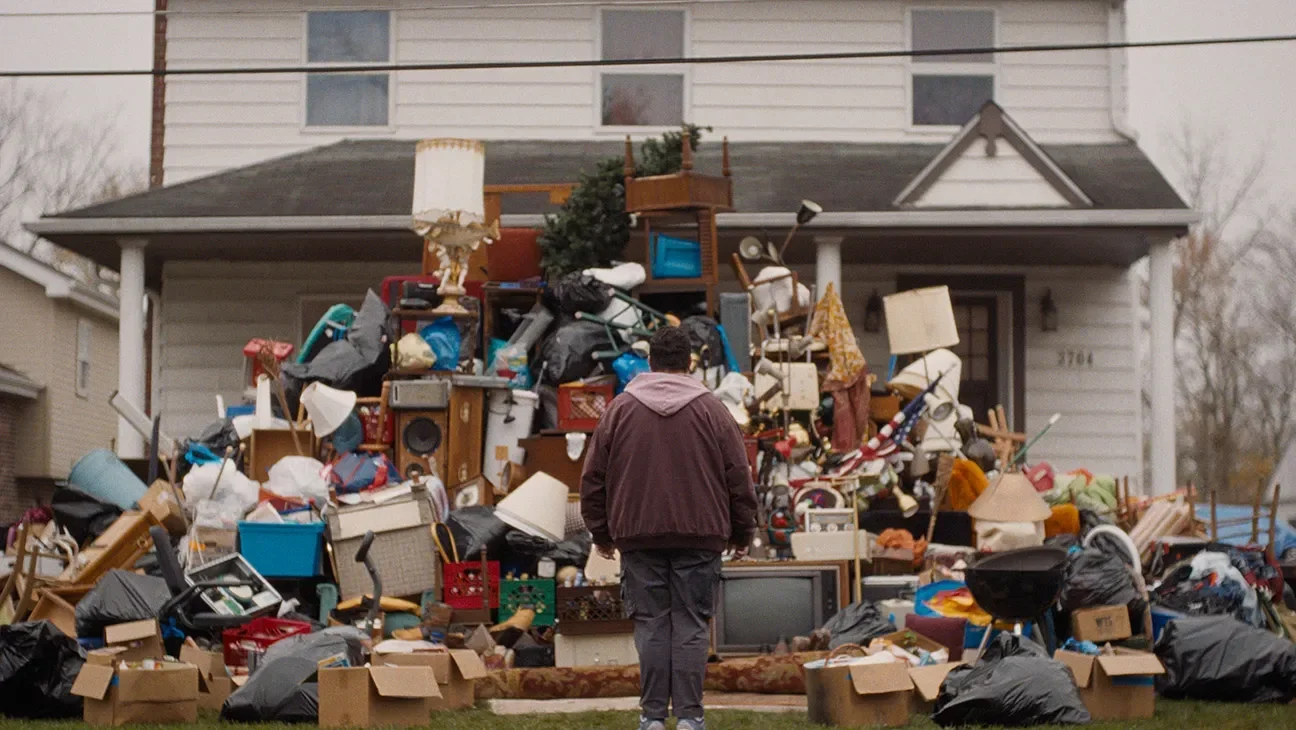 TRASH MOUNTAIN  |  FEATURE