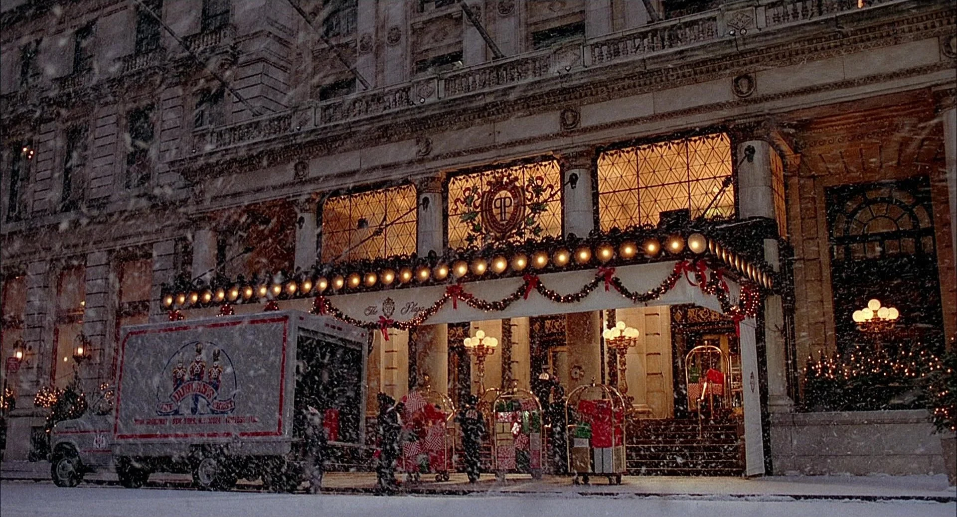 24 - Home Alone 2 Lost in New York.jpg