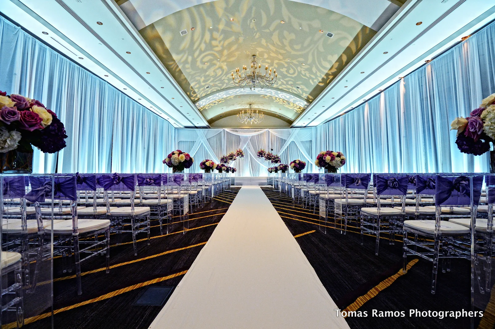 daytoremember.net | A Day To Remember Houston Wedding Planning and Design | Tomas Ramos Photography | Ceremony and Reception Venue at The Royal Sonesta Hotel