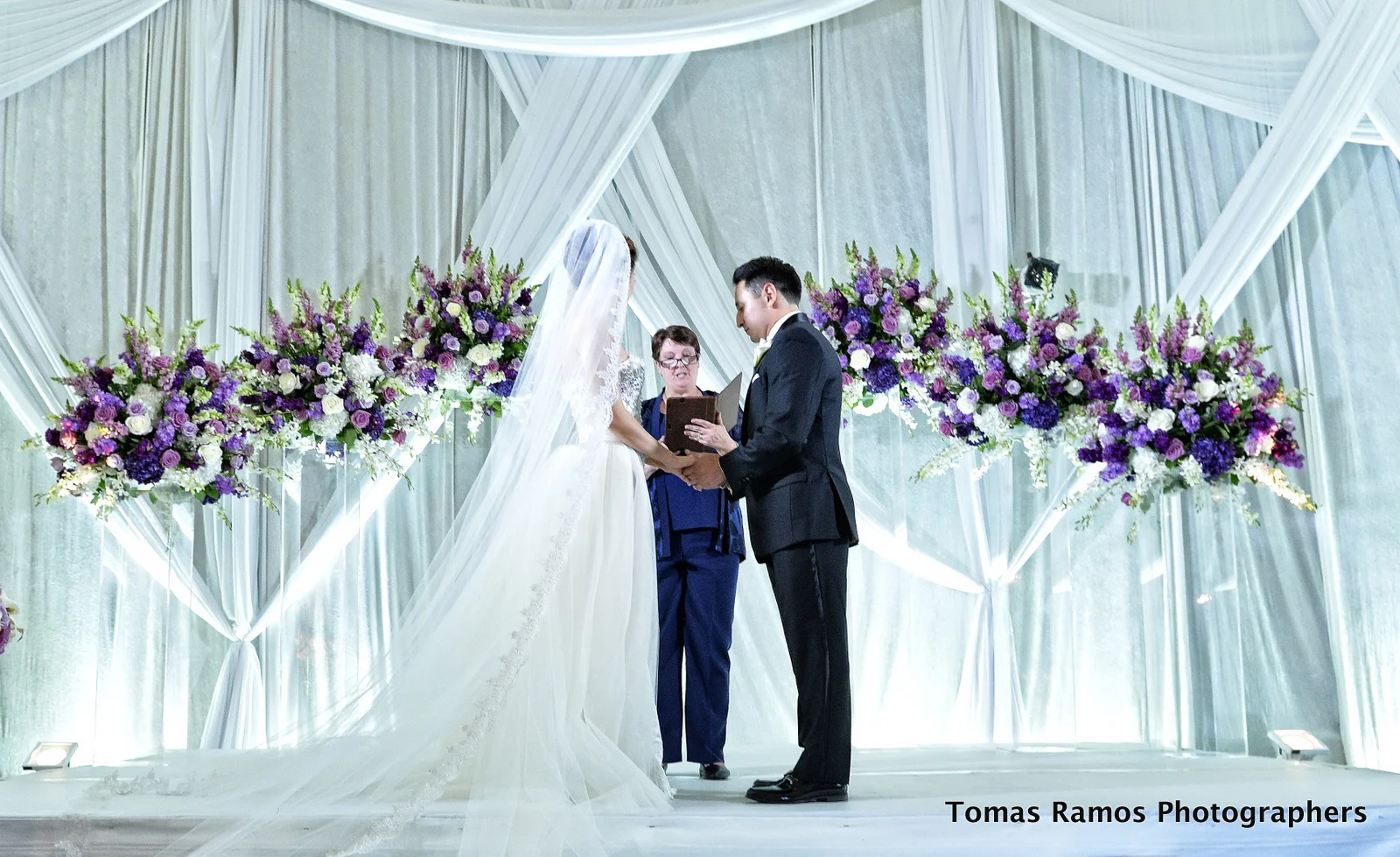 daytoremember.net | A Day To Remember Houston Wedding Planning and Design | Tomas Ramos Photography | Ceremony and Reception Venue at The Royal Sonesta Hotel
