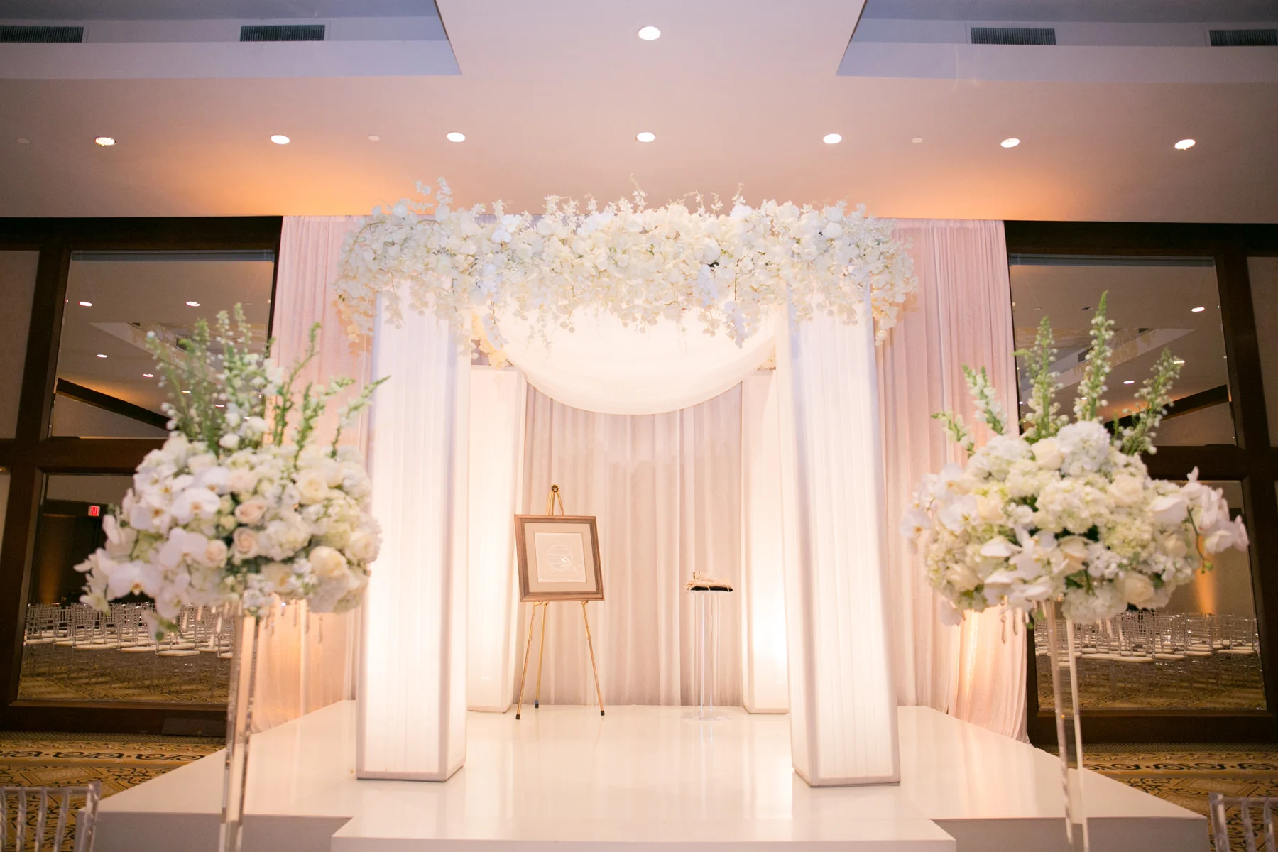 daytoremember.net | Eden Grey Photography | Omni Houston Hotel | A Day To Remember Houston Luxury Wedding Planning and Design