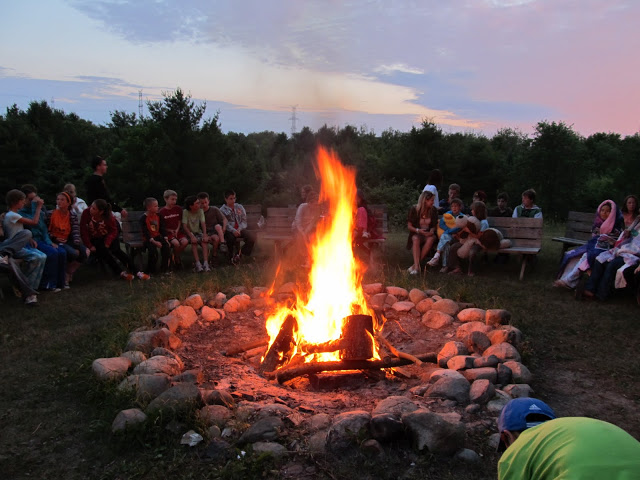 campfire1.jpg