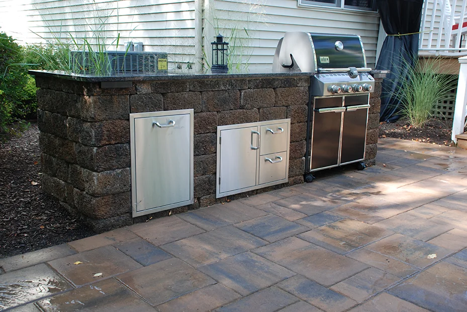  Distinctive Design, Distinctive Design Management, Landscape Construction, Landscape architecture, landscape design, Scenic Landscaping, built in grills, custom pool construction, low voltage lighting, LED lighting, Lynx grills, appliances, landscap